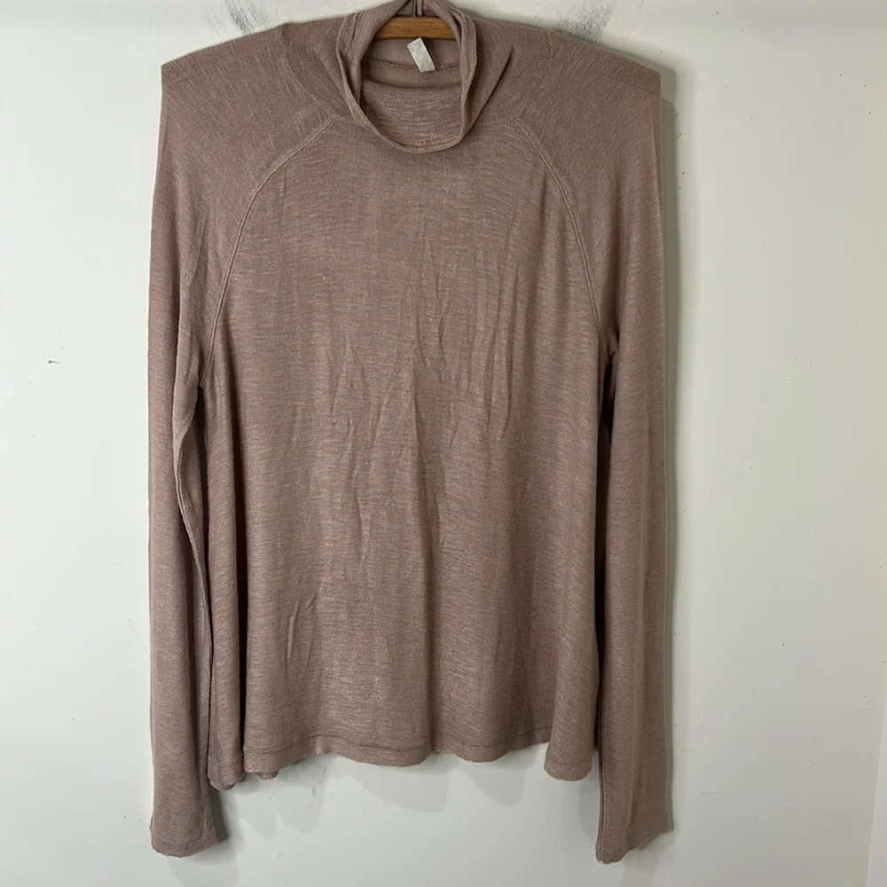FREE PEOPLE Intimately Free Weekend Snuggle Neutral Mock-Neck Lightweight Top M